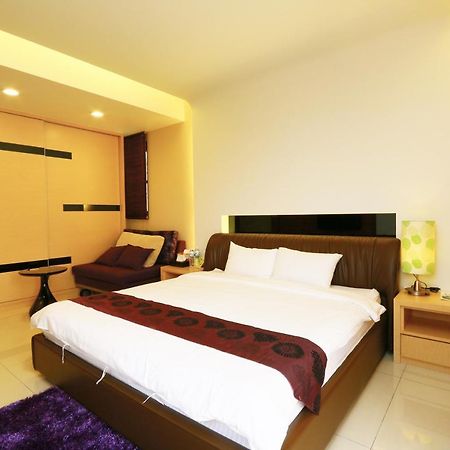 Sakura Love River Bed And Breakfast Dongshan  Buitenkant foto